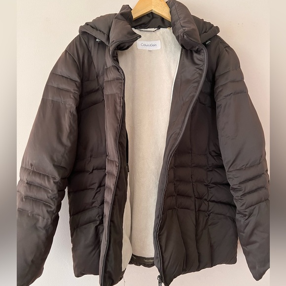 Calvin Klein down puffer coat - Picture 5 of 9